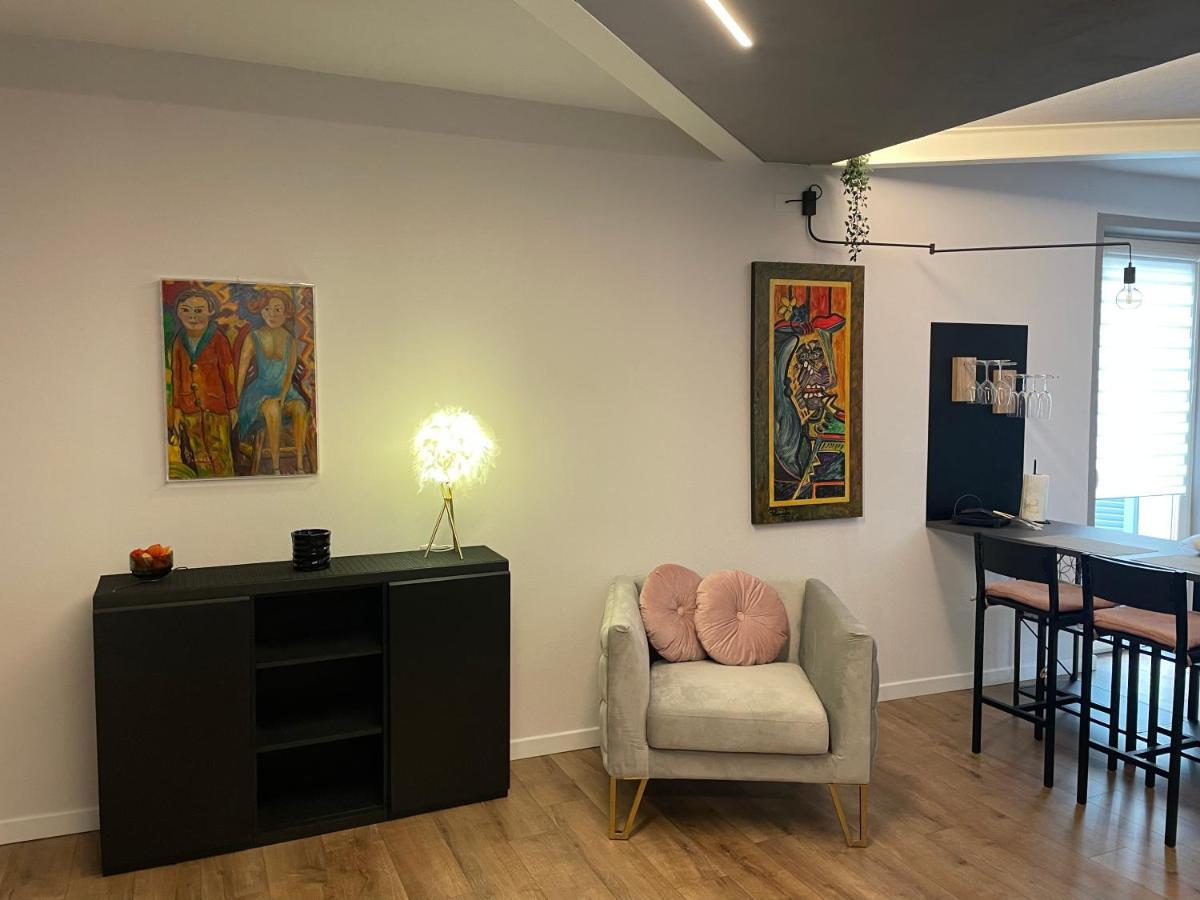 Apartmán Arona Picasso'S House Modern Art Exteriér fotografie